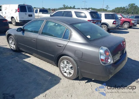 2005 Nissan Altima 2.5 S from USA, damaged, VIN 1N4AL11D15N492038